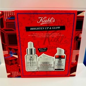 NEW Kiehl’s Skincare Trio
